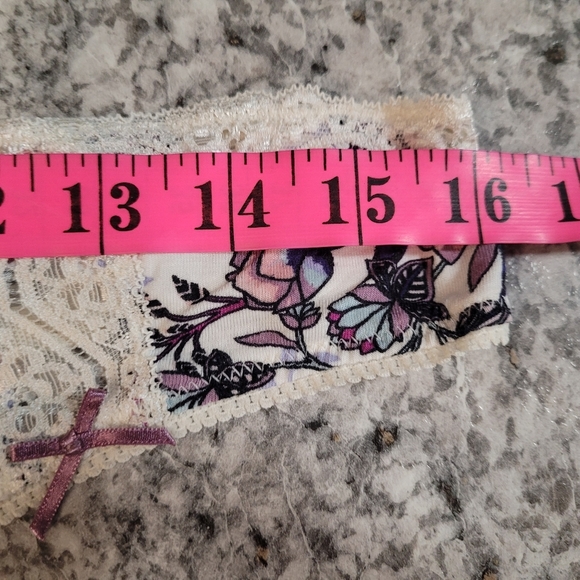 Soma Embrace XL Thong in Kyoto Garden Ivory - Picture 7 of 10